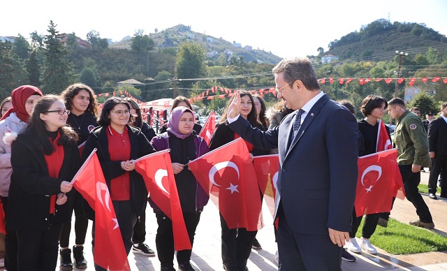 Giresun'da Bayram Kutlamaları Başladı