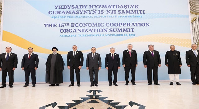 Liderler Zirvesi’ne Katıldı