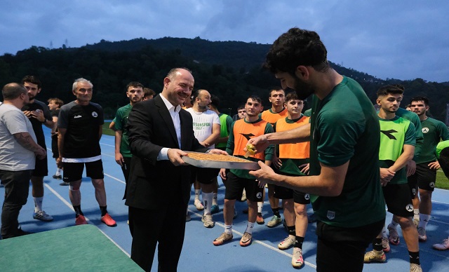 Vali Serdengeçti'den Giresunspor Ziyareti